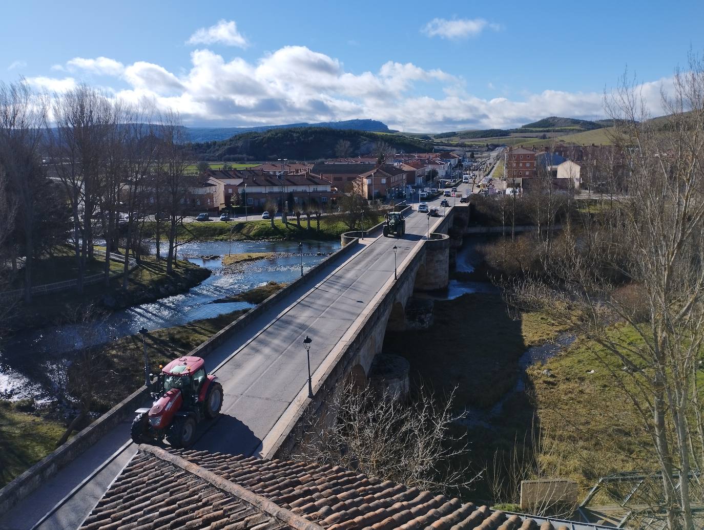 Nueva protesta de tractores en Aguilar