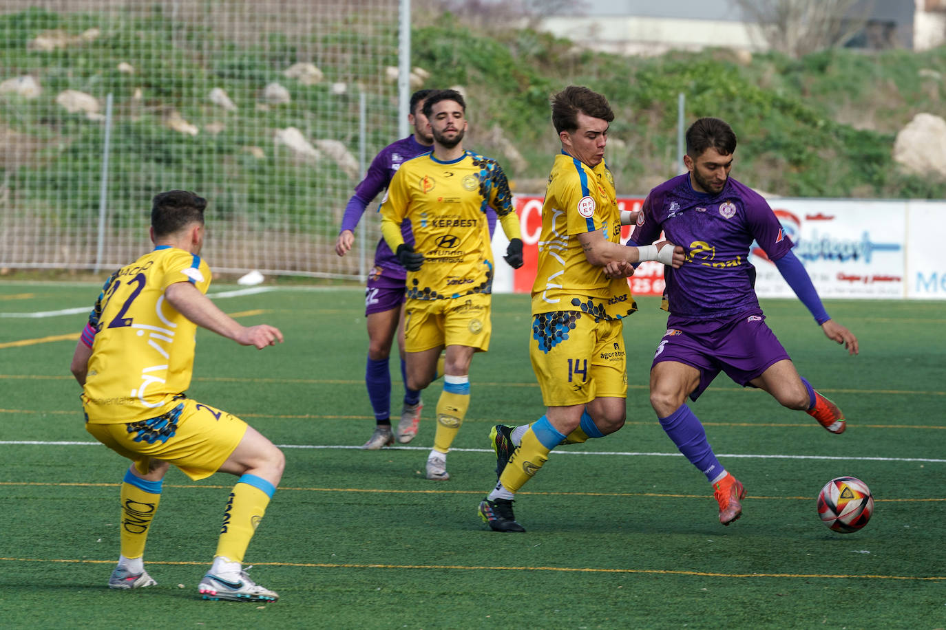 Conde, en una acción este sábado en el partido del Palencia Cristo ante el Diocesanos.