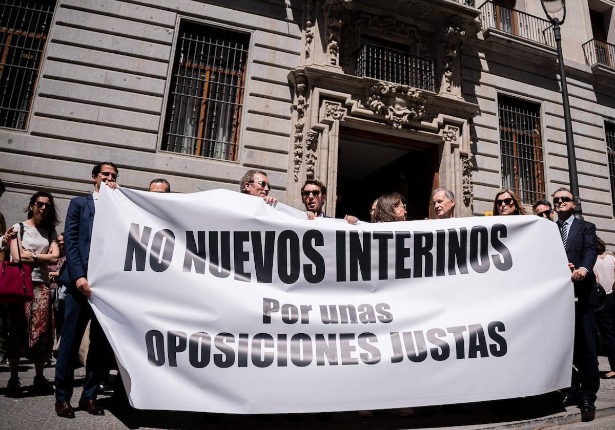 Protesta en Madrid el año pasado en contra de la interinidad en la Administración Pública.