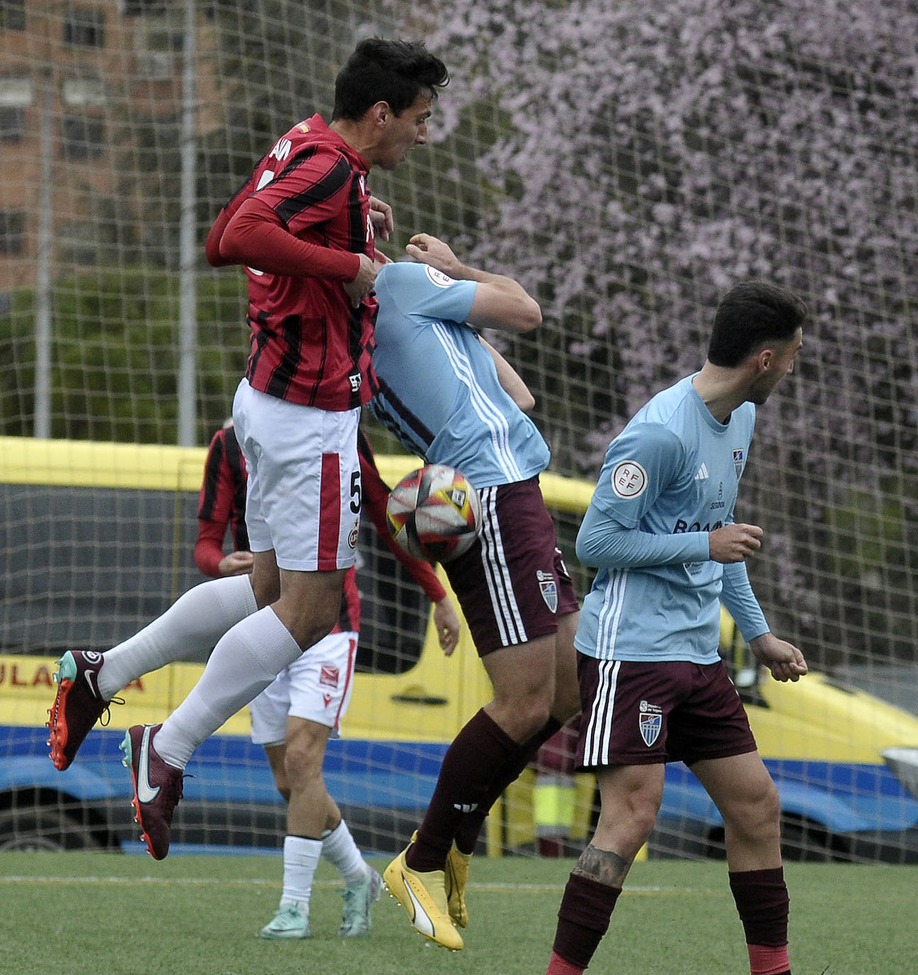 El empate entre Adarve y Segoviana, en imágenes