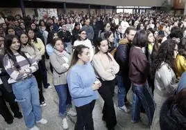 Duelo en el campus María Zambrano.