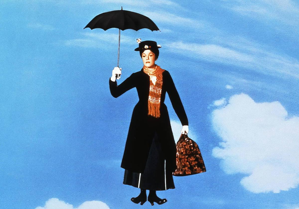 Julia Andrews en una escena de la película 'Mary Poppins'.