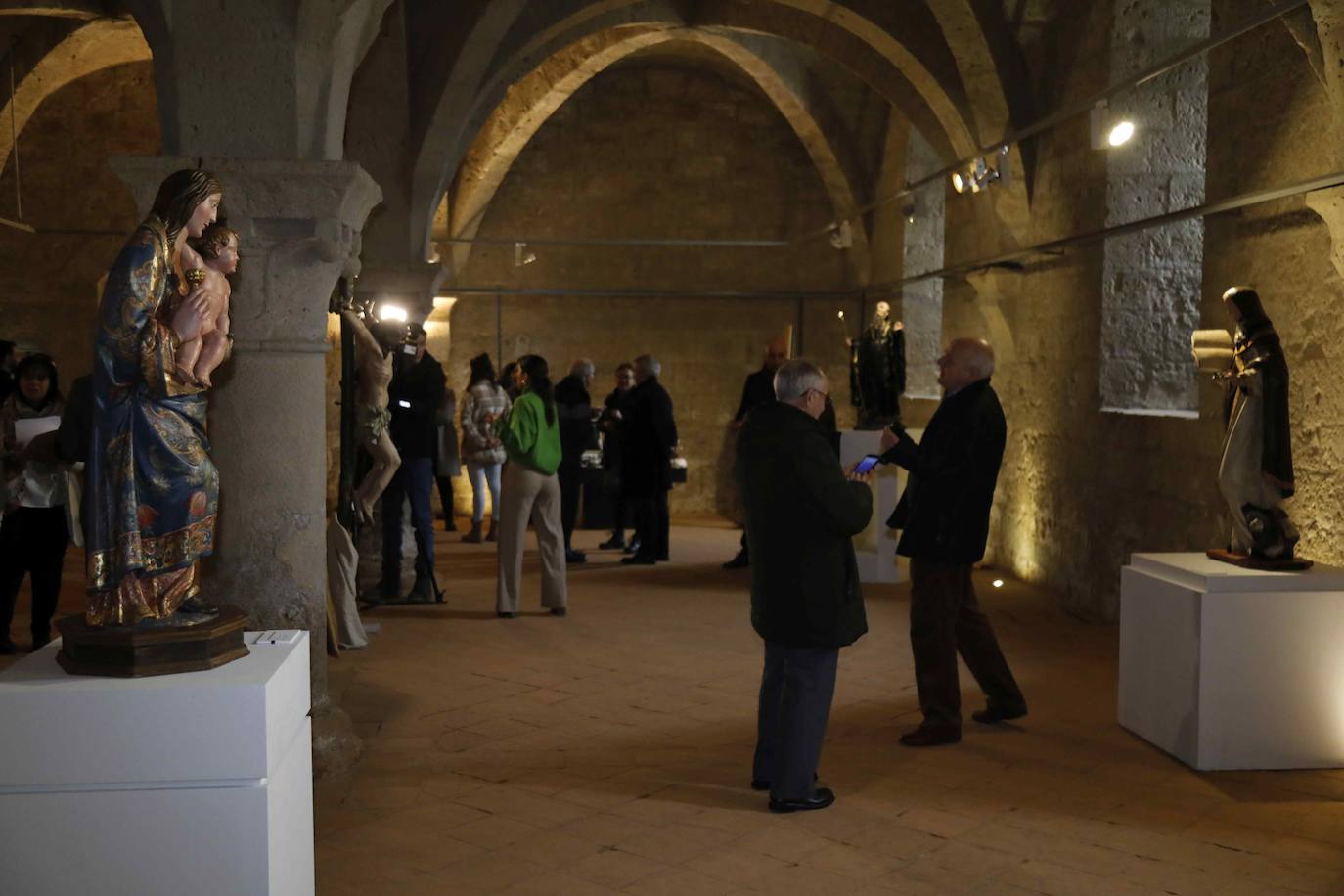 Acto de entrega de las cinco imágenes restauradas por parte de la Fundación de Las Edades del Hombre.