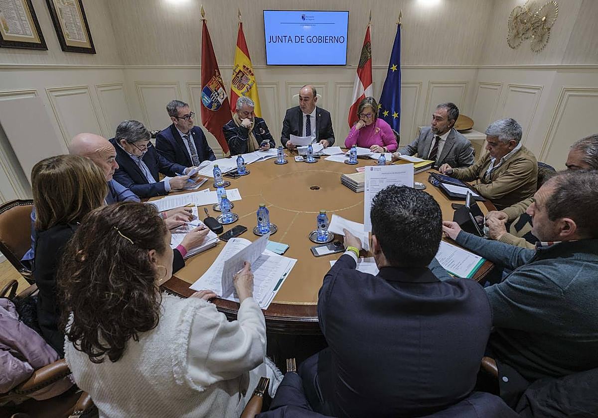 Reunión de la Junta de Gobierno de la Diputación de Segovia.
