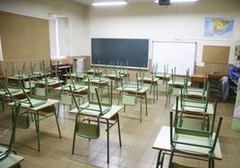 Pupitres en el colegio Rafaela María, en Valladolid.