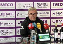 Paco García, durante la rueda de prensa de este jueves en el Polideportivo Pisuerga.