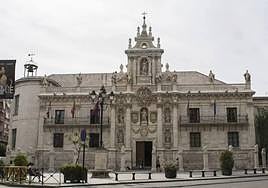 Fachada de la Universidad de Valladolid