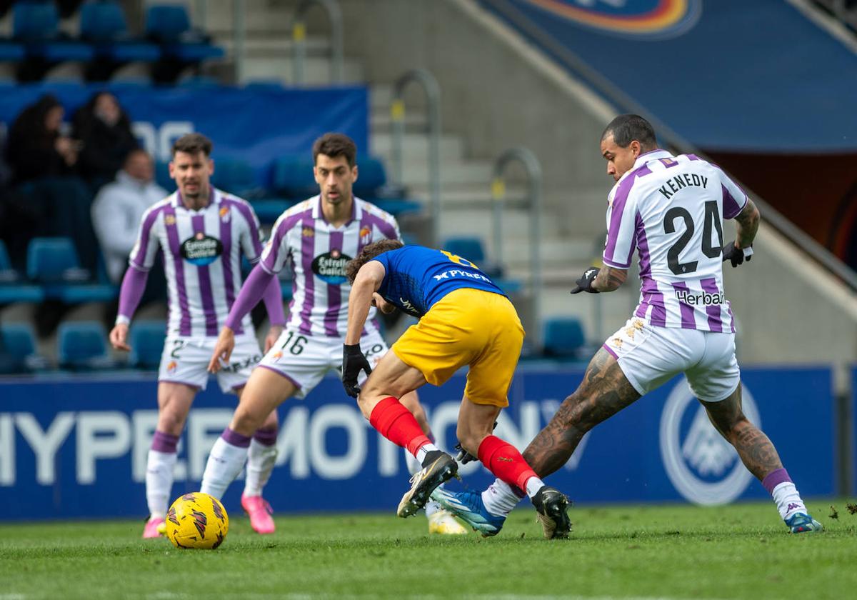 El Andorra remonta y retrata al Pucela