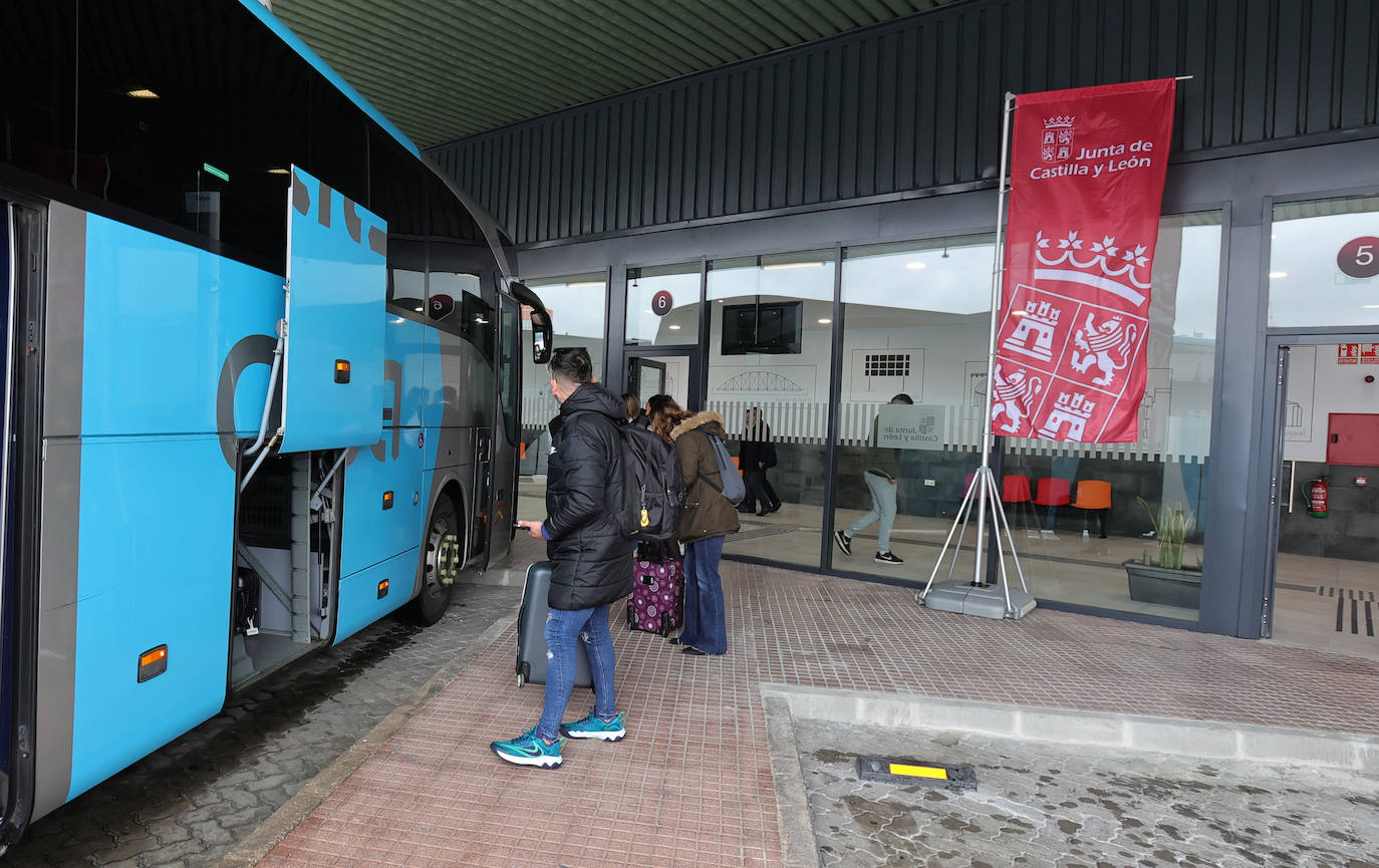 Mañueco inaugura la nueva estación de autobuses de Palencia