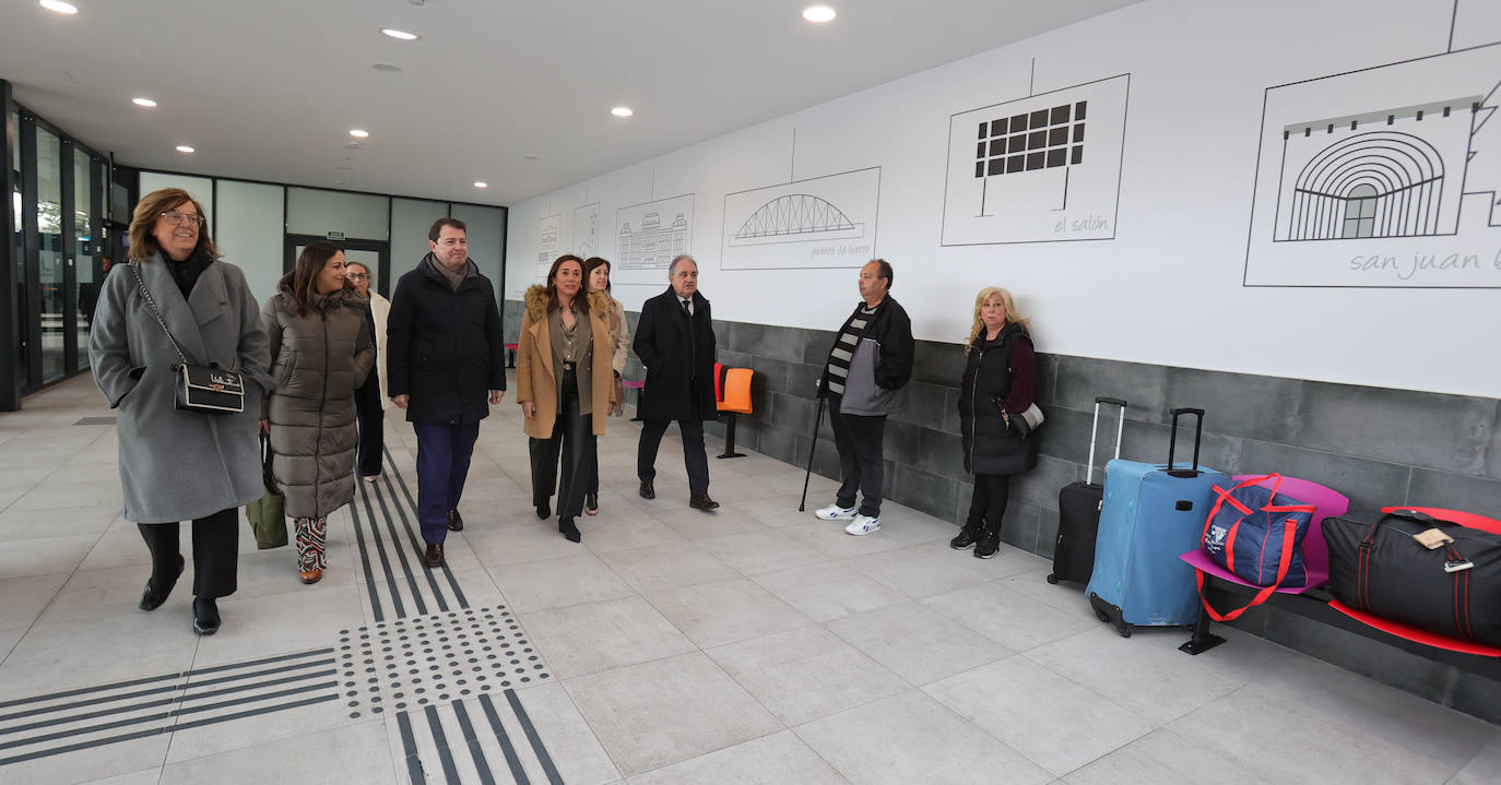 Mañueco inaugura la nueva estación de autobuses de Palencia