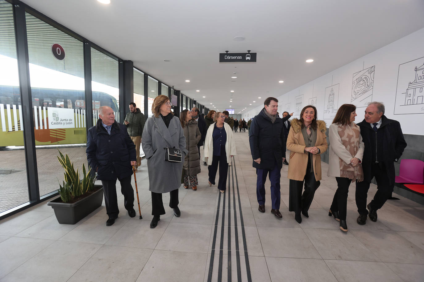 Mañueco inaugura la nueva estación de autobuses de Palencia