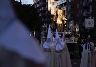 Empiezan las procesiones