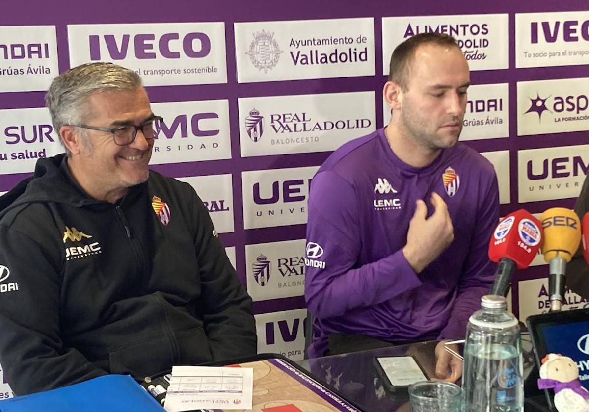 Paco García y Devin Schmidt, en la rueda de prensa de este jueves.