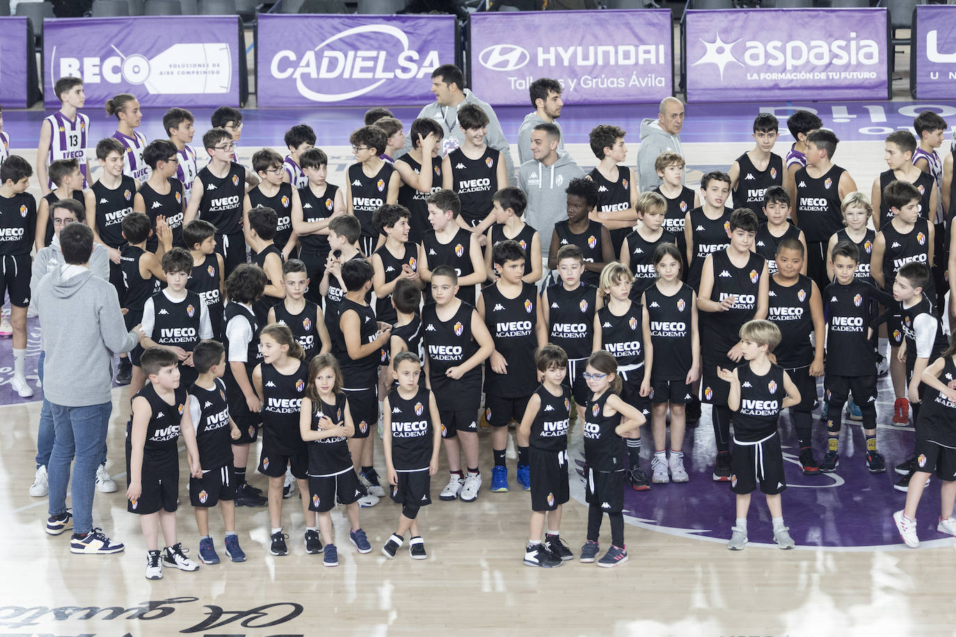 La presentación de la cantera del Real Valladolid de Baloncesto, en imágenes