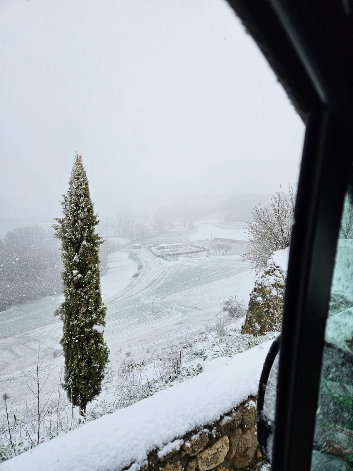 La provincia de Valladolid cubierta de nieve, en imágenes