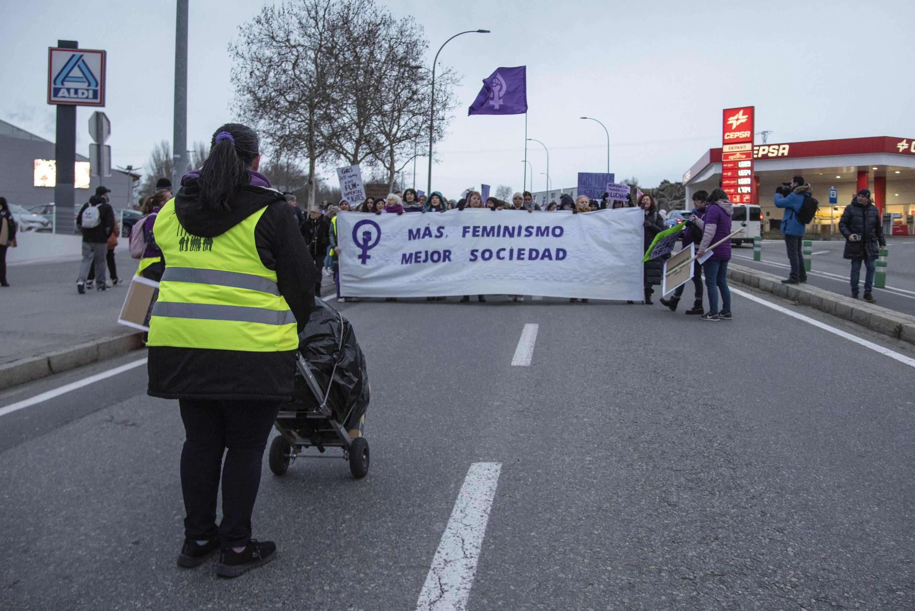 La manifestación del 8M en Segovia, en imágenes