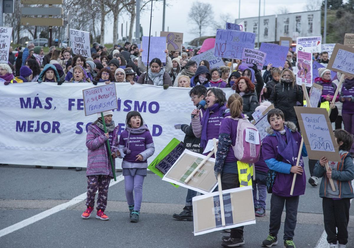 La manifestación del 8M en Segovia, en imágenes