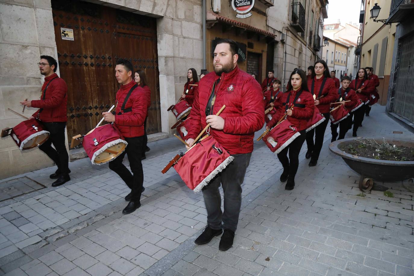 Pasacalles de bandas de Semana Santa en Peñafiel