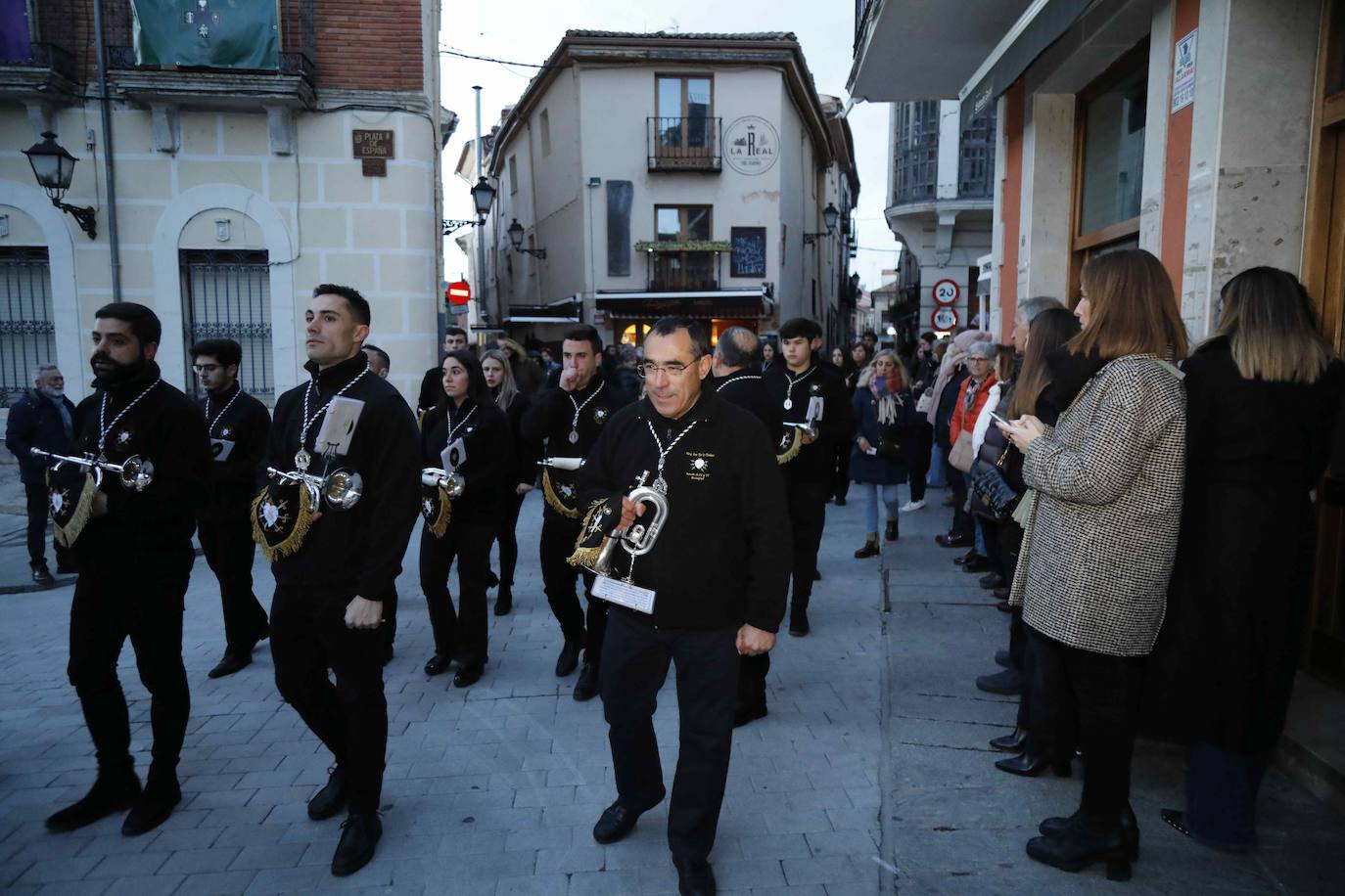 Pasacalles de bandas de Semana Santa en Peñafiel
