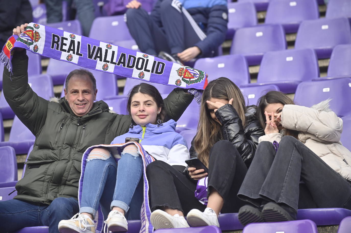 Búscate en la grada del Estadio José Zorrilla (4 de 4)