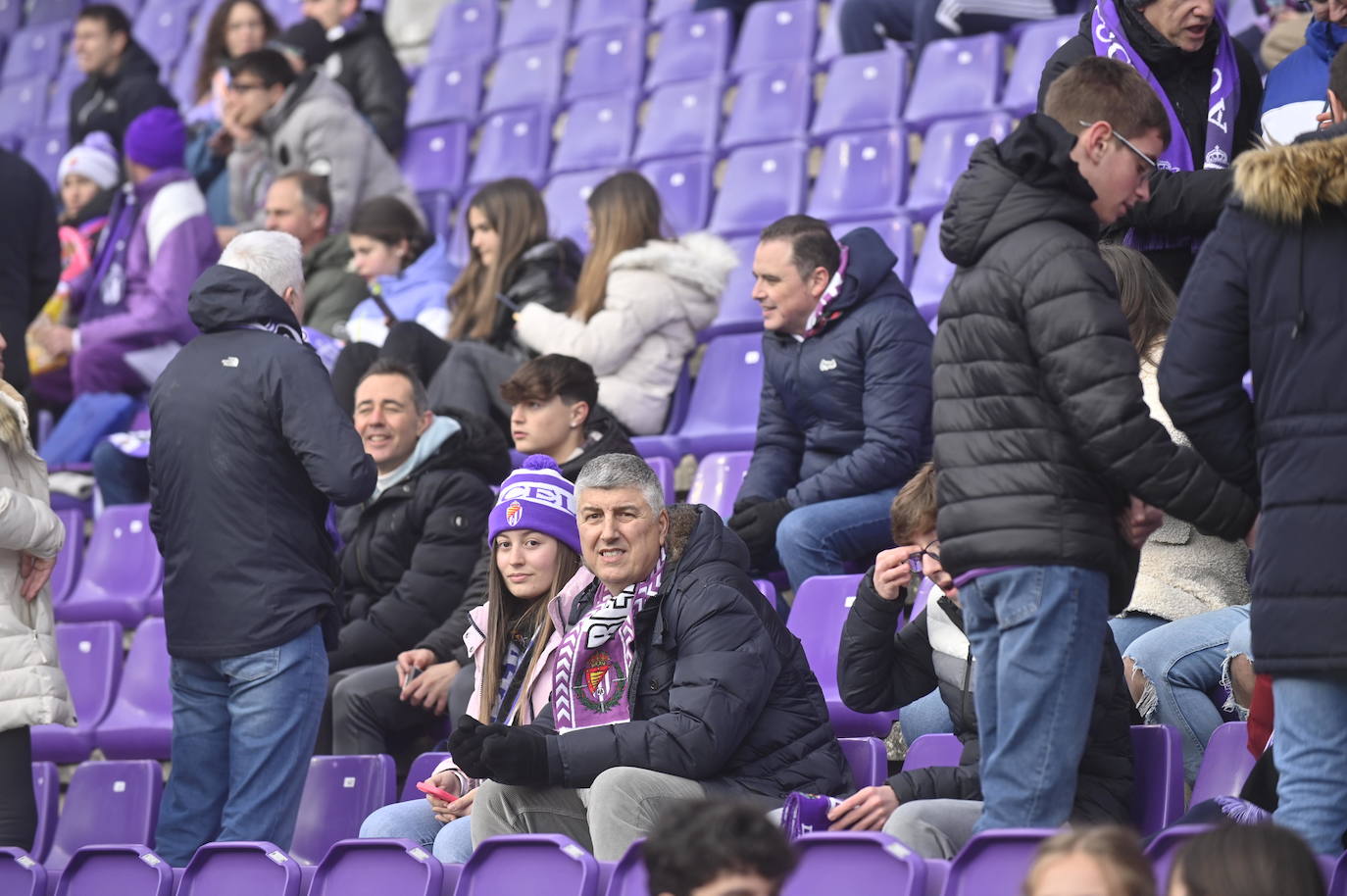 Búscate en la grada del Estadio José Zorrilla (1 de 4)