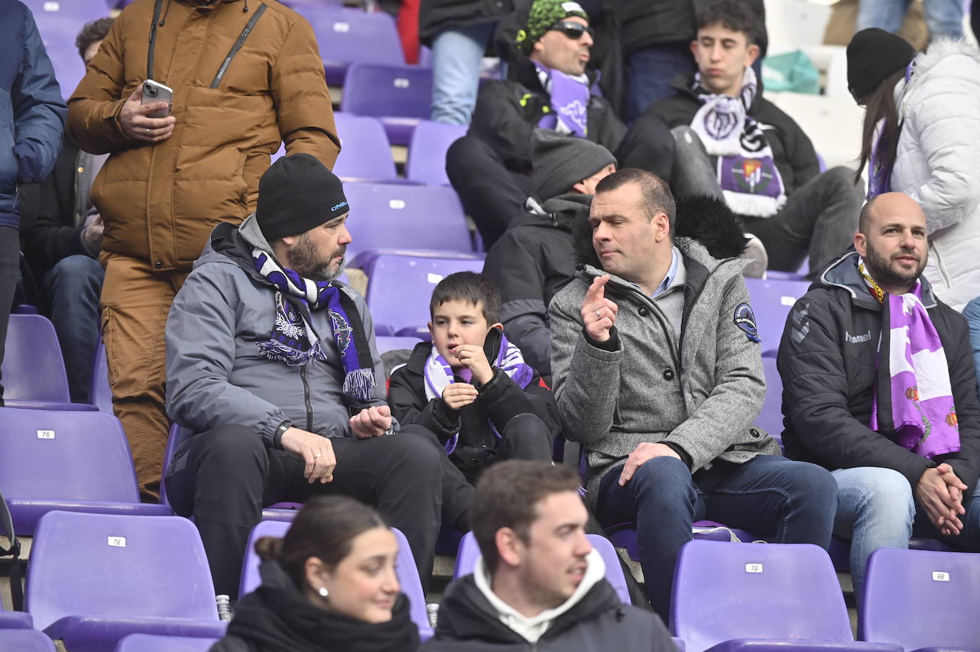 Búscate en la grada del Estadio José Zorrilla (1 de 4)