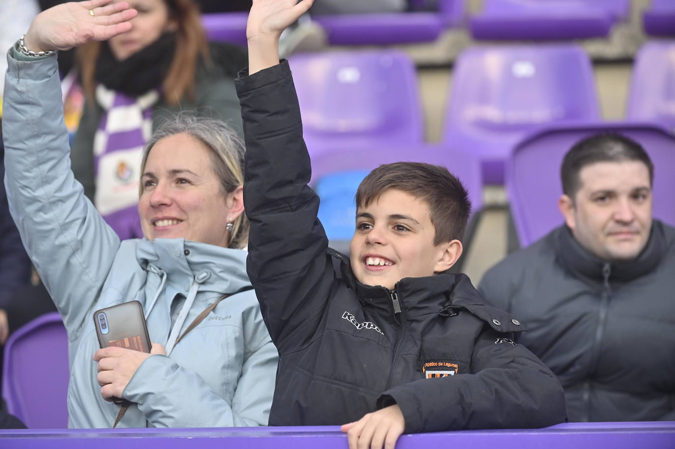 Búscate en la grada del Estadio José Zorrilla (2 de 4)