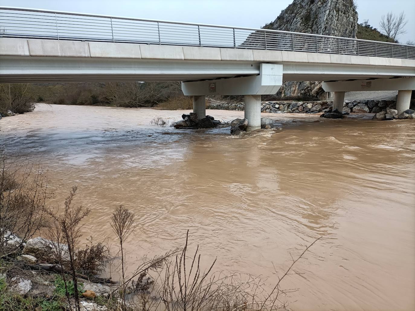 Alerta por la crecida de los ríos en Palencia