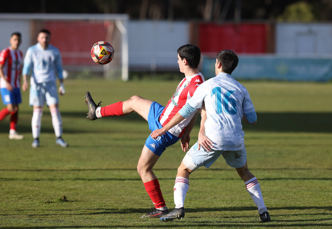 Las imágenes del partido entre el Atlético Tordesillas y el Mirandés