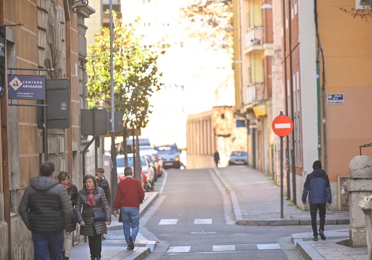 Calle San Ignacio, que permanecerá cortada hasta el martes.