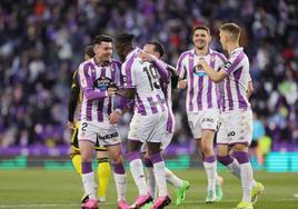 Celebración de uno de los dos goles de Amath ante el Real Zaragoza.