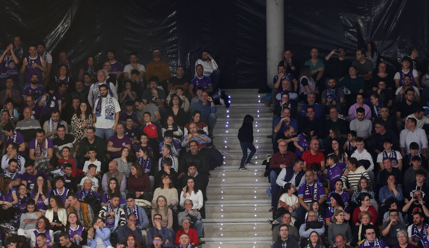 Búscate en el Pabellón en el partido del Zunder Palencia-Andorra