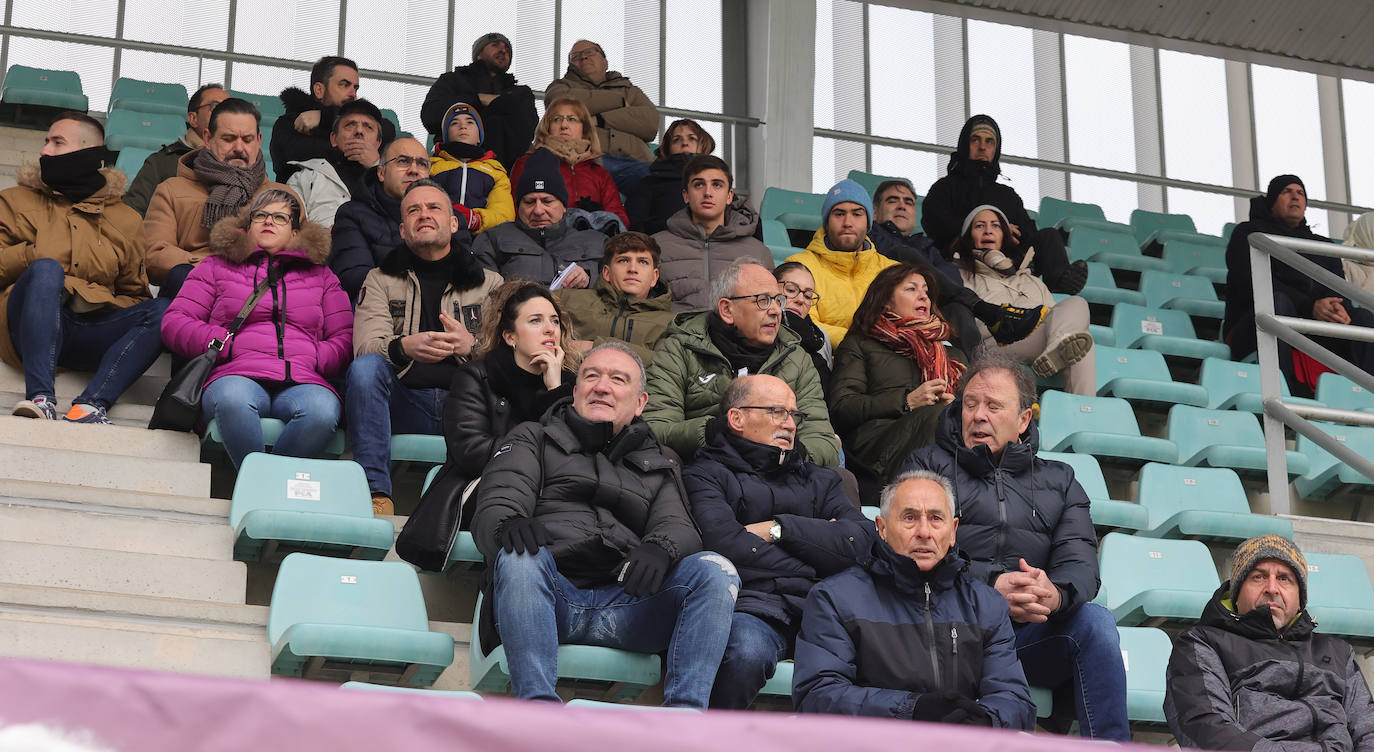 Búscate en las gradas en el derbi Palencia CF-Becerril