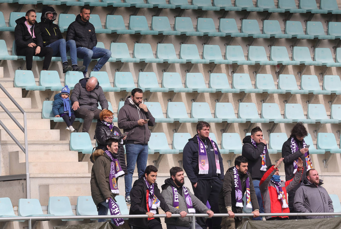 Búscate en las gradas en el derbi Palencia CF-Becerril