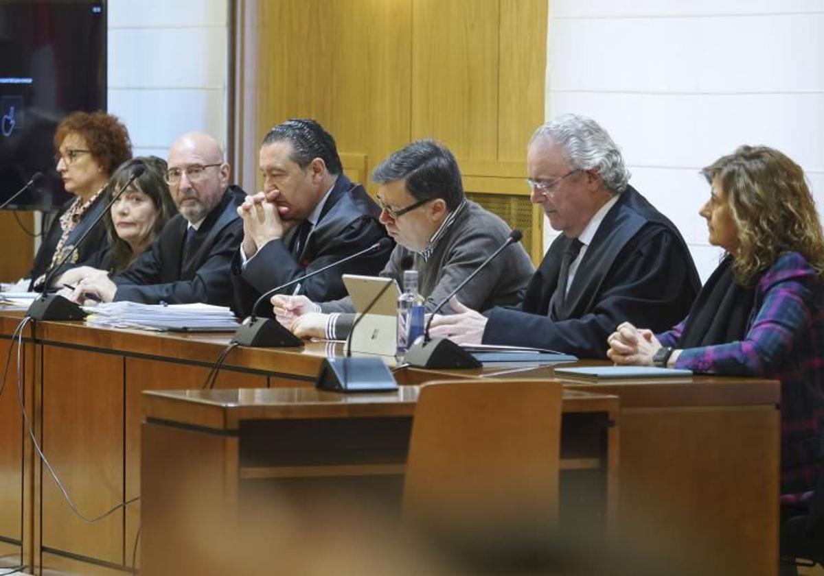 El juicio de la Perla Negra, durante la primera sesión.