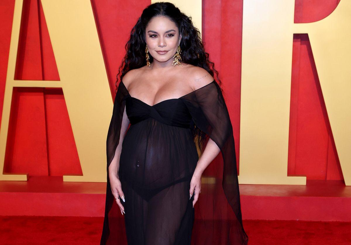 Vanessa Hudgens luce embarazo en los Oscar.