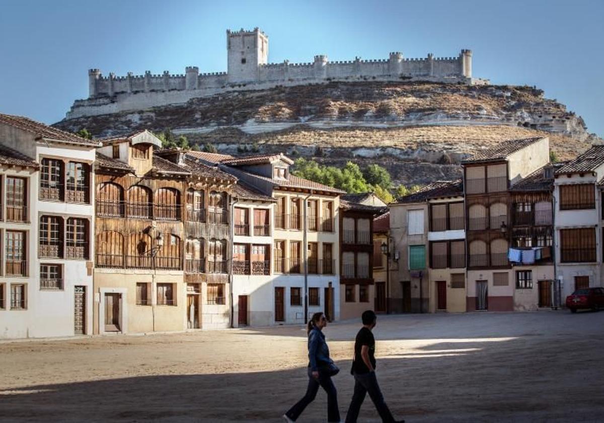 Imagen de archivo de la plaza del Coso de Peñafiel.