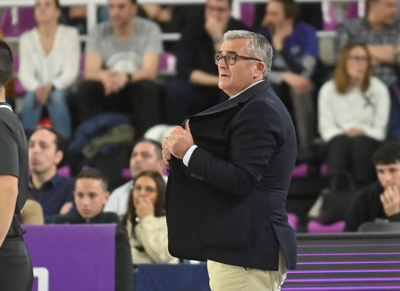 Las imágenes del encuentro disputado entre el Real Valladolid de Baloncesto y el Ourense