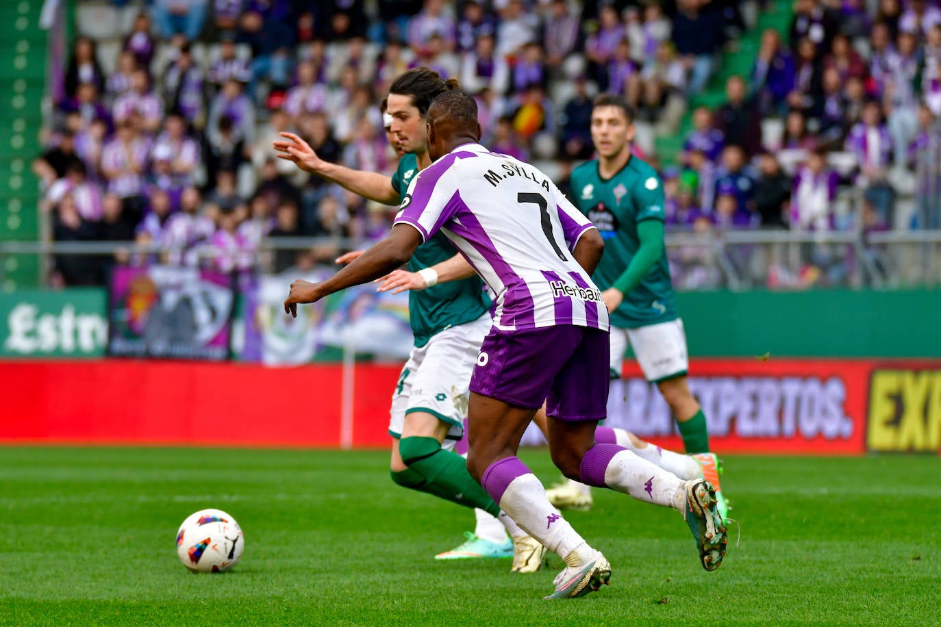 El encuento entre el Racing de Ferrol y el Real Valladolid, en imágenes