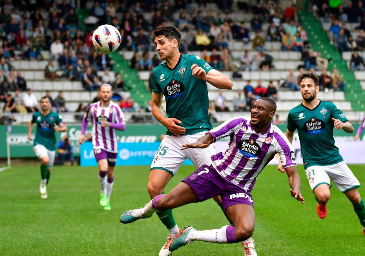 El encuento entre el Racing de Ferrol y el Real Valladolid, en imágenes