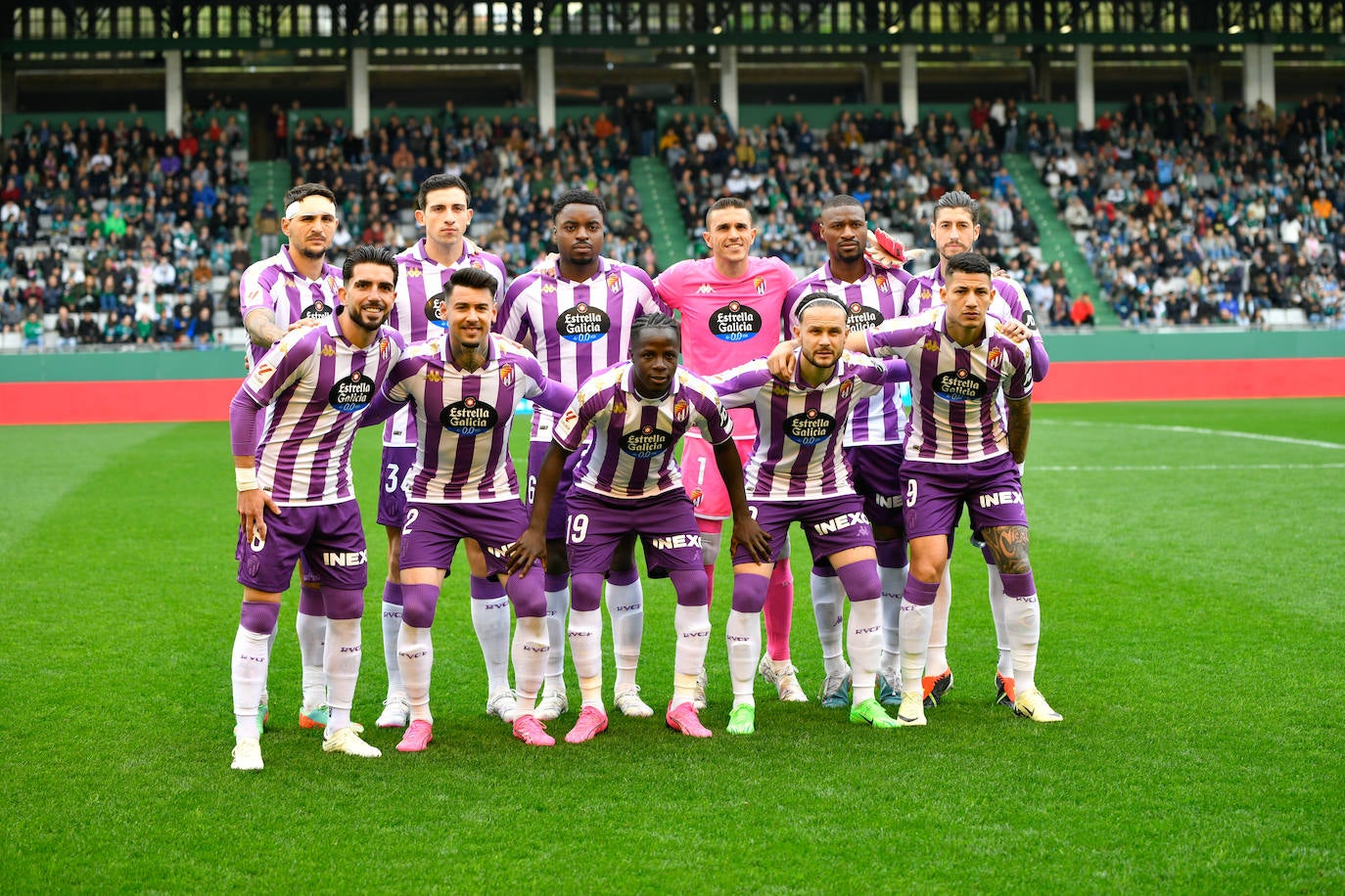 El encuento entre el Racing de Ferrol y el Real Valladolid, en imágenes