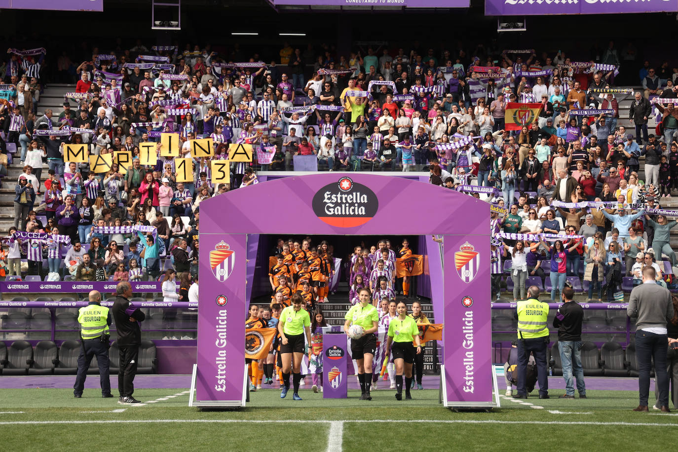 La fiesta del fútbol femenino de Valladolid, en imágenes