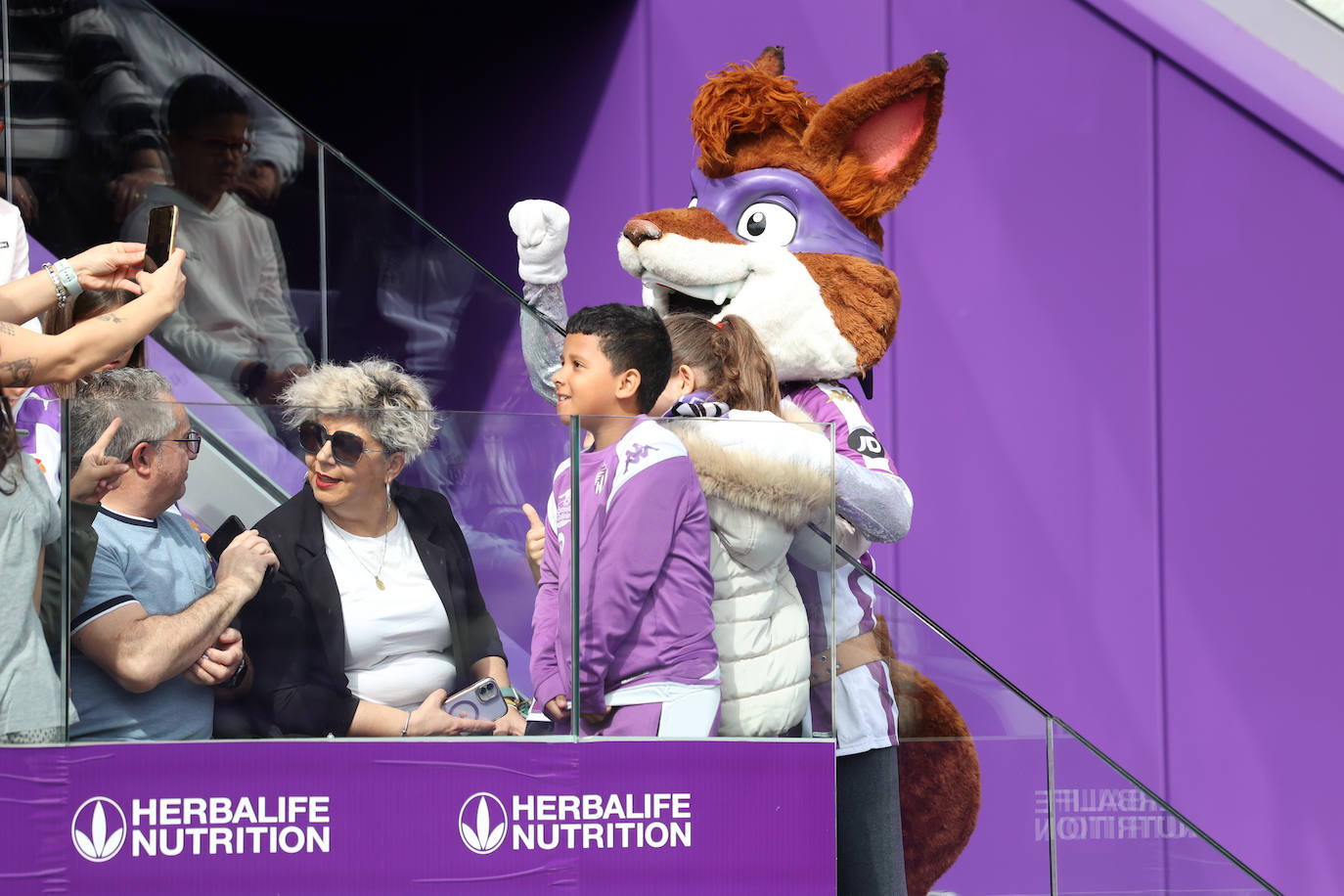 La fiesta del fútbol femenino de Valladolid, en imágenes