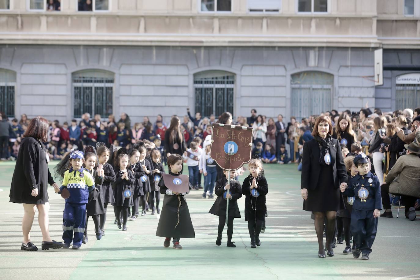 Fotografías de la Semana Santa infantil en el Colegio Lourdes