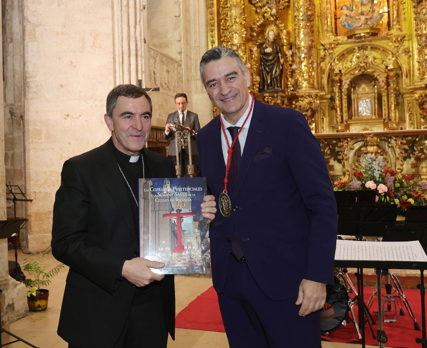 El pregonero pondera las fortalezas de la Semana Santa