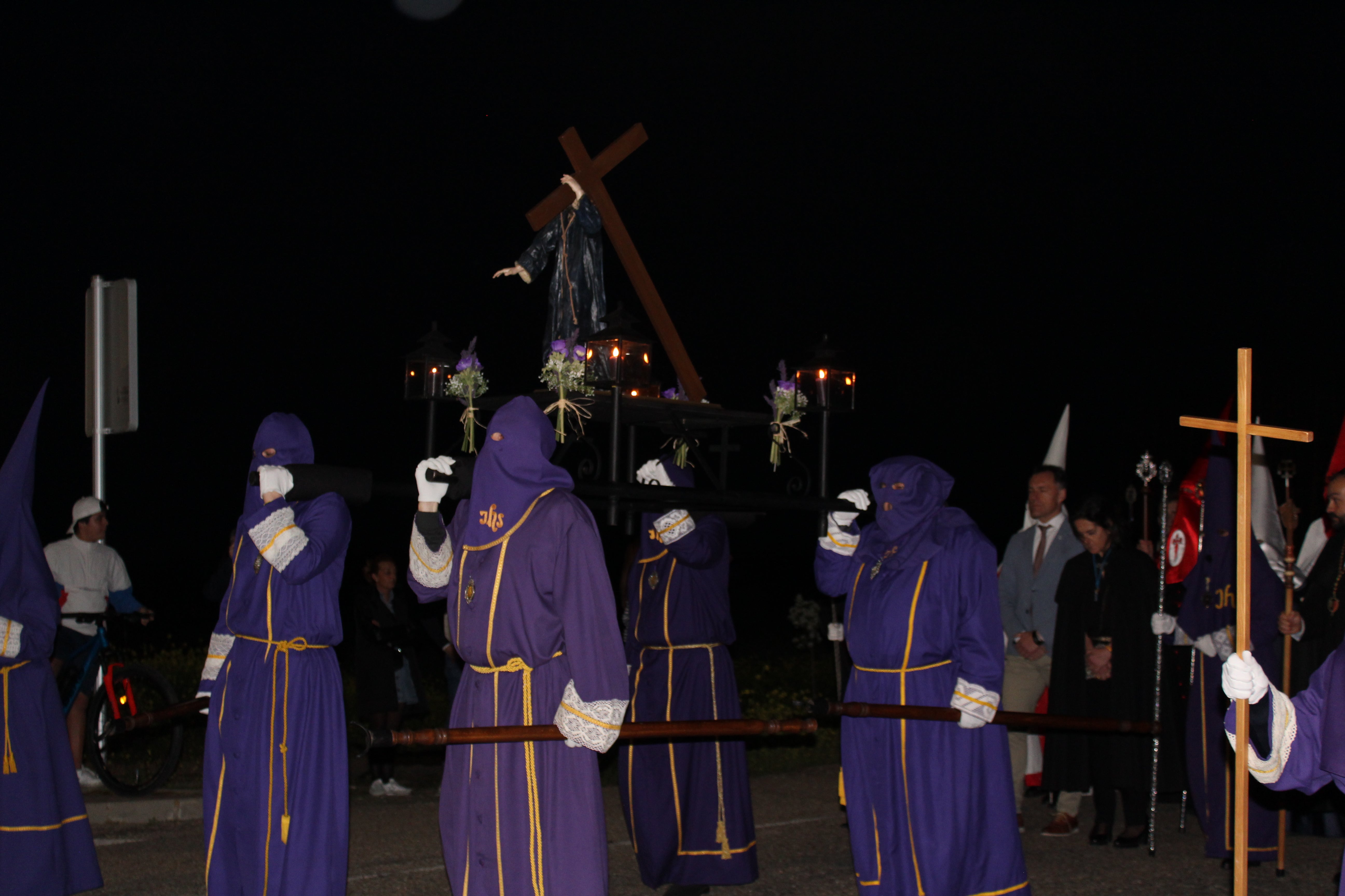 Nazareno de la Cruz en procesión