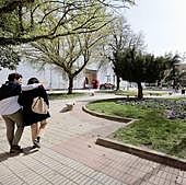 Eliminan las vallas de dos céntricas plazas para evitar accidentes infantiles