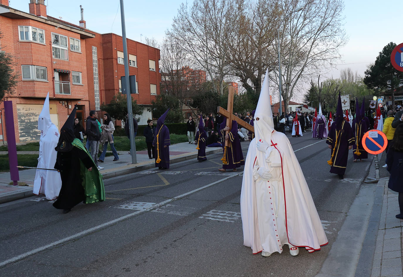 El Santo Rosario del Dolor sube hasta el Cristo del Otero