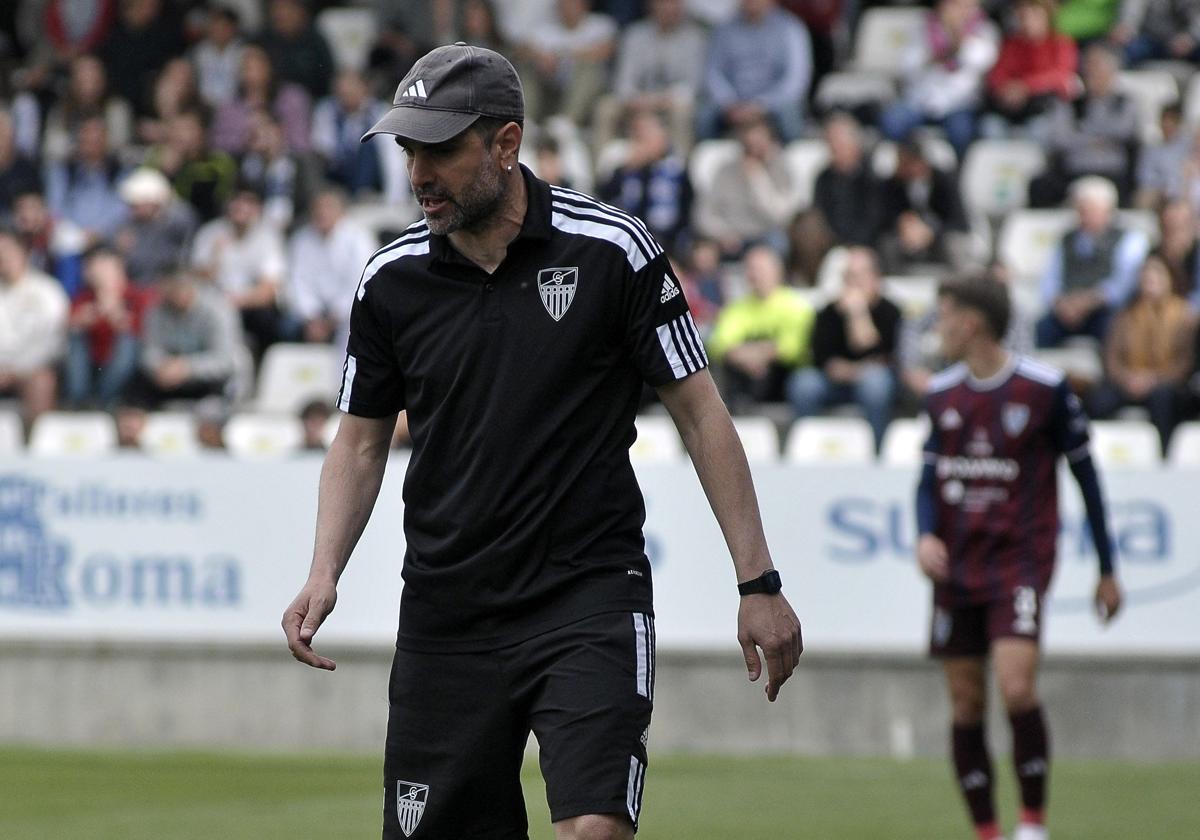 Ramsés Gil, durante el partido de este domingo en Talavera.