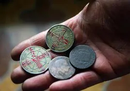 Monedas utilizadas para el juego de las chapas.